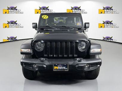 Used 2021 Jeep Wrangler Unlimited Sahara w/ Uconnect 4C Nav & Sound Group