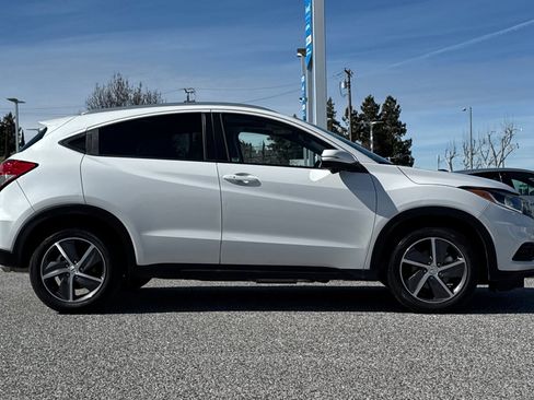Used 2022 Honda HR-V EX image 7