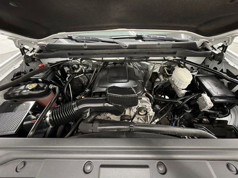 Used 2018 GMC Sierra 2500 SLE w/ Suspension Package, Off-Road image 9