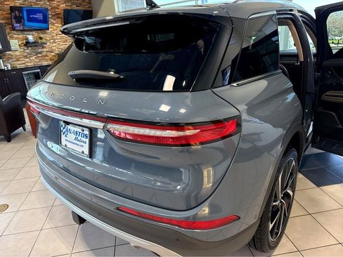 Used 2023 Lincoln Corsair Reserve w/ Equipment Group 202A AWD/4WD image 13