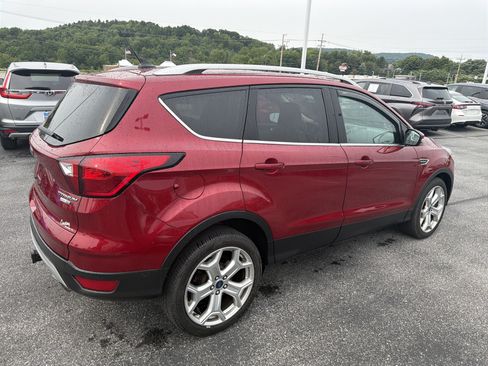 Used 2019 Ford Escape Titanium AWD/4WD image 5