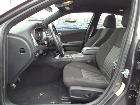 Used 2023 Dodge Charger SXT image 5