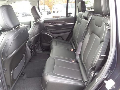 New 2024 Jeep Grand Cherokee Limited 4xe w/ Luxury Tech Group II image 14