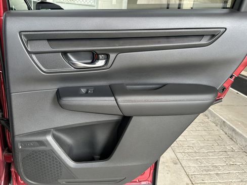 Used 2023 Honda CR-V Sport image 32