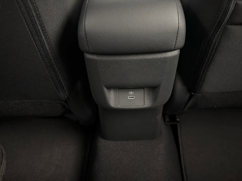 New 2025 Nissan Versa SV w/ Trunk Package image 22