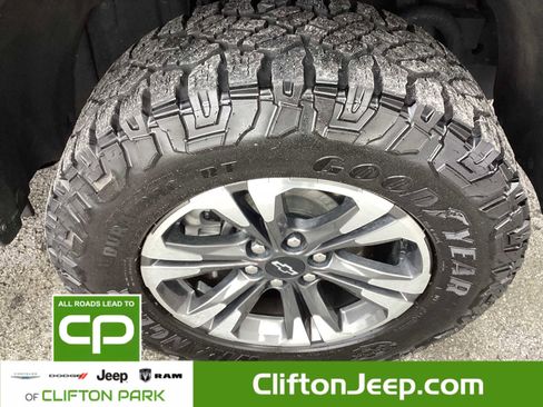 Used 2022 Chevrolet Colorado Z71 image 27
