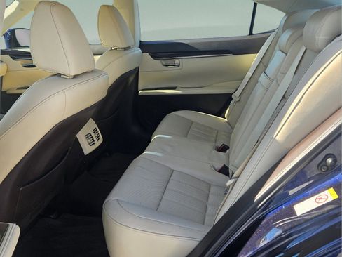 Used 2017 Lexus ES 350 image 10