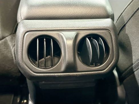 Used 2021 Jeep Wrangler Sport image 25