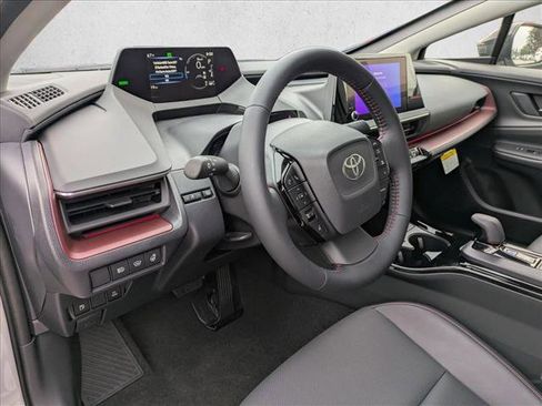New 2026 Toyota Prius Plug-In Hybrid FWD image 3