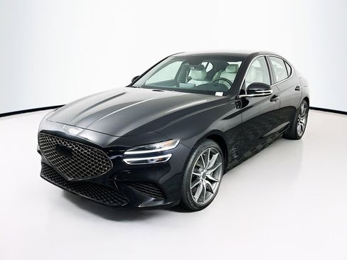 Used 2025 Genesis G70 2.5T image 3