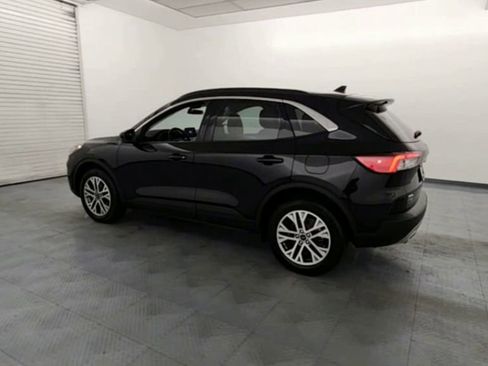Used 2022 Ford Escape SEL image 6