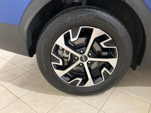 Used 2024 Kia Sportage EX image 28