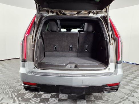 Certified 2023 Cadillac Escalade Sport Platinum w/ LPO, ONYX Package AWD/4WD image 8