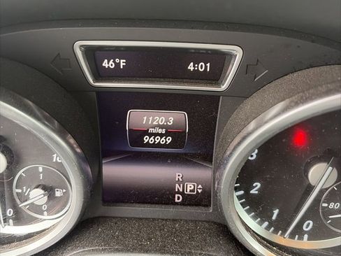 Used 2014 Mercedes-Benz GL 450 4MATIC image 5