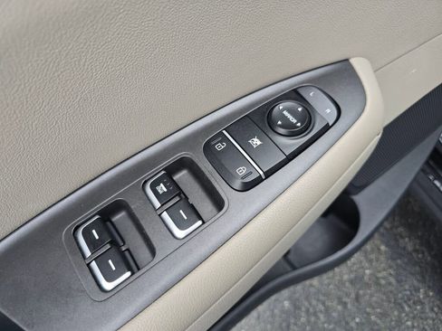 Used 2018 Kia Optima LX w/ 17" Alloy Wheels Package image 19