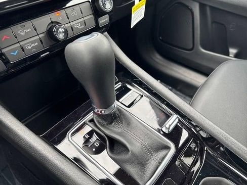 New 2026 Jeep Compass Latitude image 28