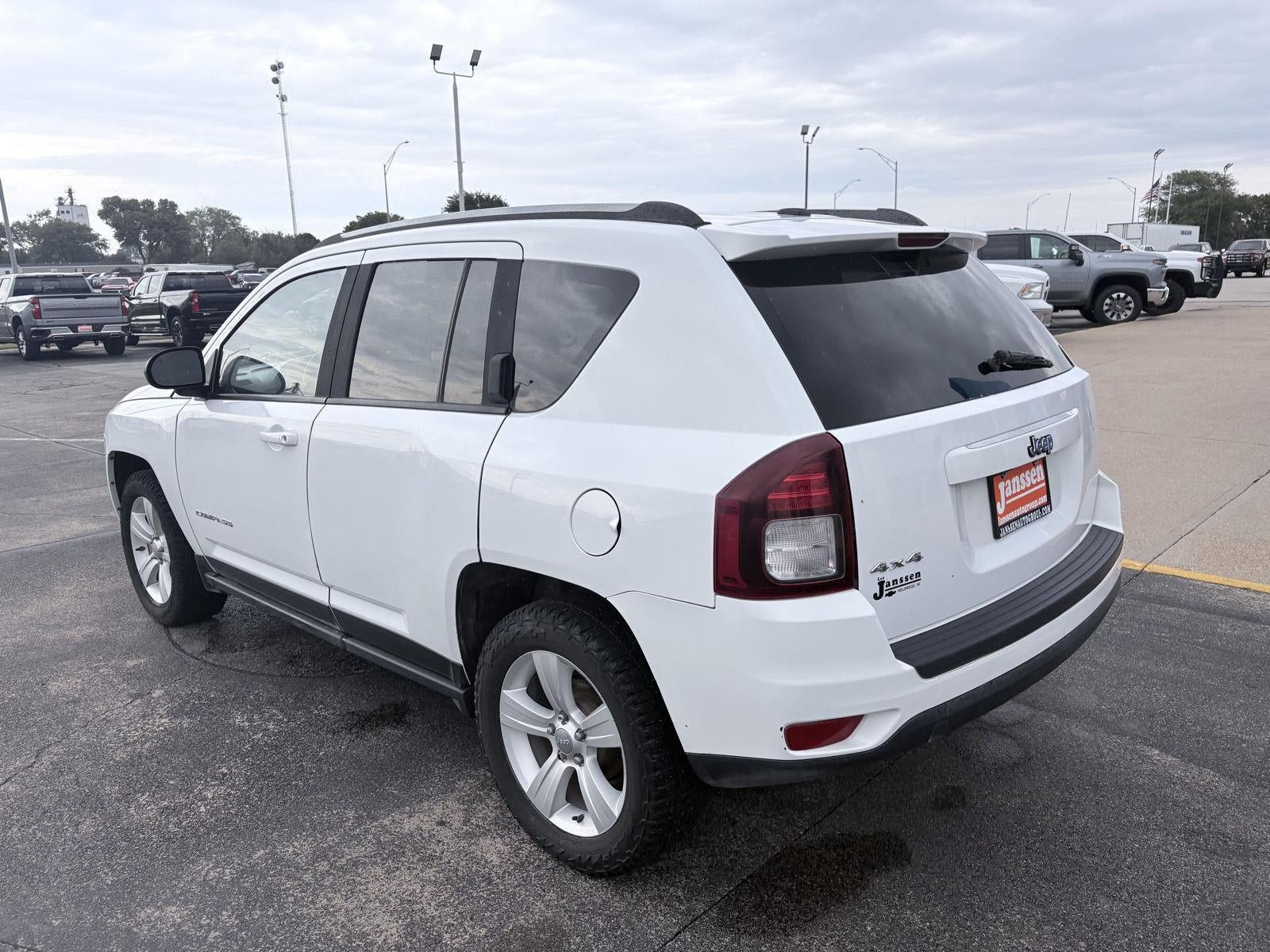Used 2016 Jeep Compass Sport w/ Power Value Group AWD/4WD image 8