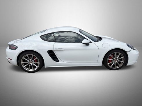 Used 2018 Porsche 718 Cayman S RWD image 5