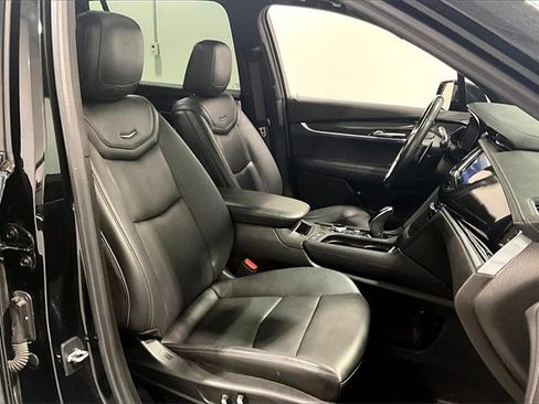 Used 2023 Cadillac XT6 Sport image 31