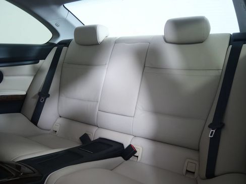 Used 2011 BMW 328i Coupe RWD image 9