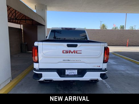 Used 2023 GMC Sierra 1500 AT4 w/ Technology Package AWD/4WD image 5