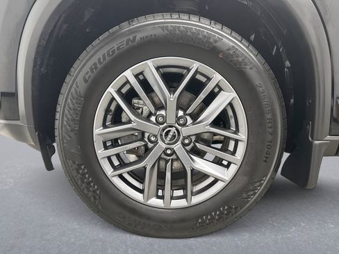 Used 2023 Nissan Rogue S AWD/4WD image 23