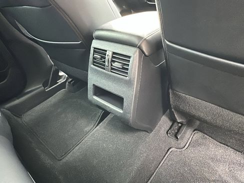 Used 2022 Mitsubishi Outlander SE AWD/4WD image 26