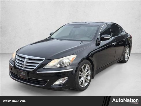 Used 2012 Hyundai Genesis 3.8 w/ Premium Pkg image 1