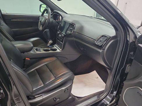 Used 2019 Jeep Grand Cherokee High Altitude AWD/4WD image 20