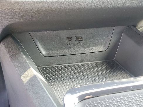 Used 2025 Chevrolet Equinox RS FWD image 20
