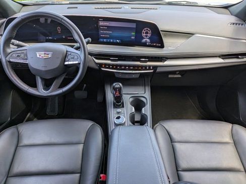 Used 2025 Cadillac XT4 Premium Luxury FWD image 14