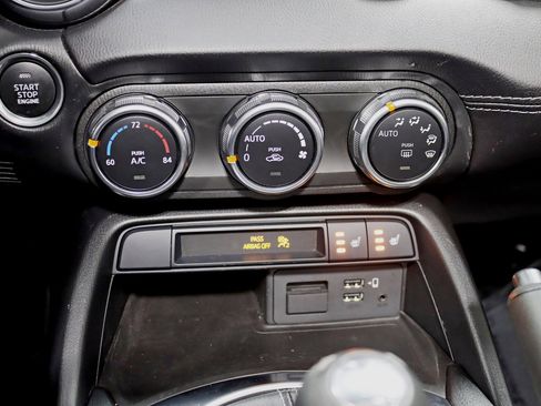 Used 2023 MAZDA MX-5 Miata Grand Touring RWD image 22