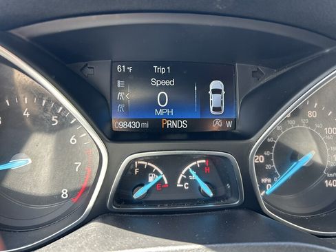 Used 2018 Ford Escape SE w/ SE Sport Appearance Package AWD/4WD image 15