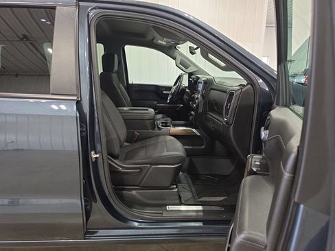 Used 2019 Chevrolet Silverado 1500 RST AWD/4WD image 29