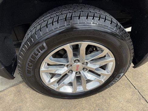 Used 2019 GMC Sierra 1500 SLT image 11