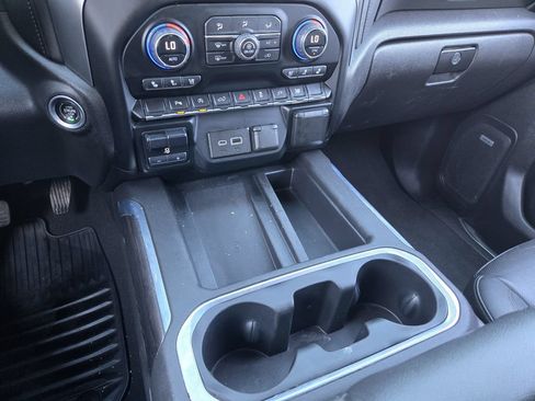 Used 2022 Chevrolet Silverado 1500 LTZ w/ LTZ Convenience Package II RWD image 19