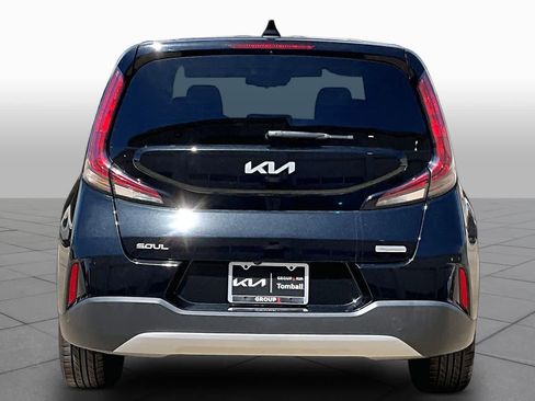 Used 2023 Kia Soul EX FWD image 5