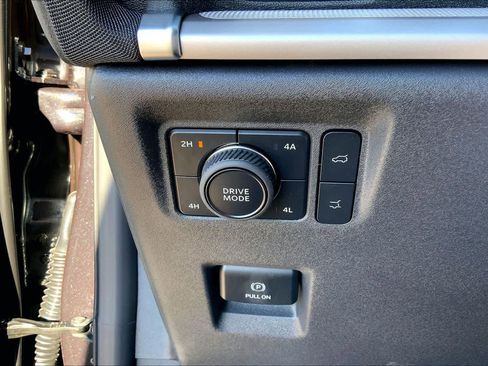 New 2025 Ford Expedition Max Active image 20