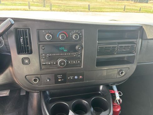 Used 2014 Chevrolet Express 3500 LT w/ LT Preferred Equipment Group image 16