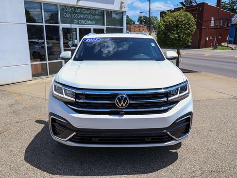 Certified 2021 Volkswagen Atlas Cross Sport SEL Premium R-Line AWD/4WD image 8