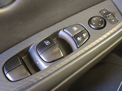 Used 2022 Nissan Sentra SV w/ All-Weather Package image 27