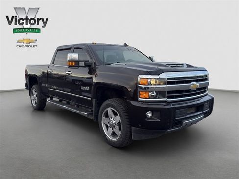 Used 2019 Chevrolet Silverado 2500 High Country image 8