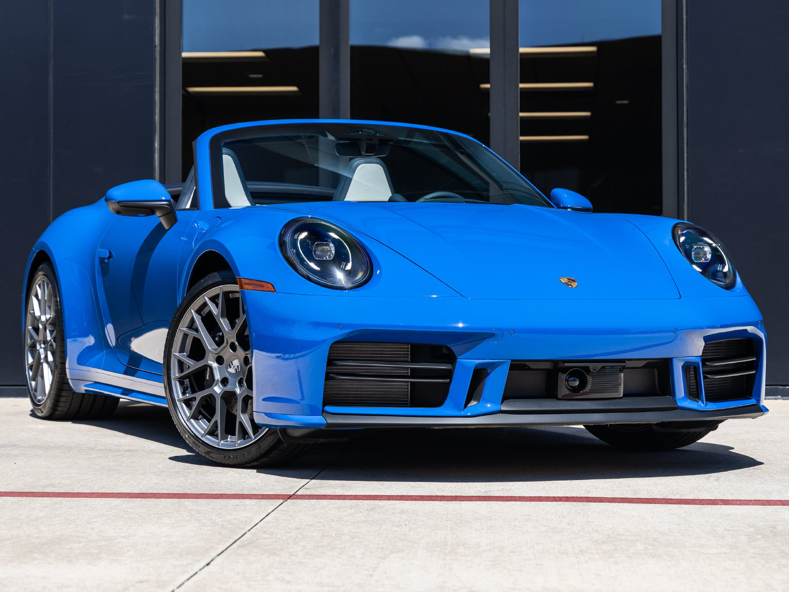 Certified 2026 Porsche 911 Carrera RWD image 6