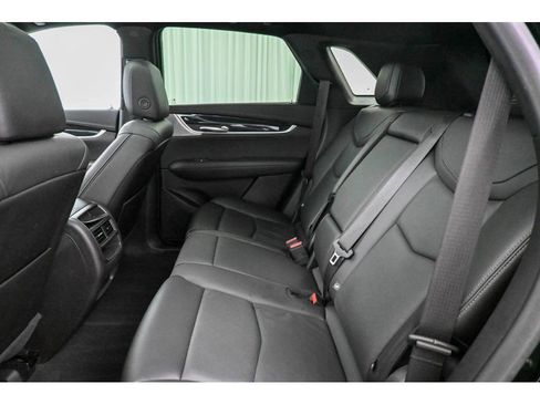 Certified 2022 Cadillac XT5 Premium Luxury image 20