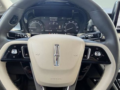 Used 2022 Lincoln Corsair FWD w/ Equipment Group 101A image 37
