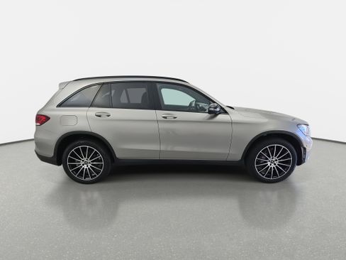 Certified 2021 Mercedes-Benz GLC 300 4MATIC image 4