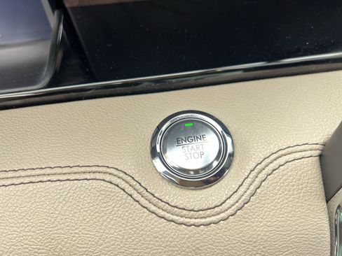 Used 2022 Lincoln Navigator L Reserve AWD/4WD image 37