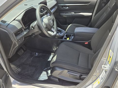 Used 2023 Honda CR-V LX image 10