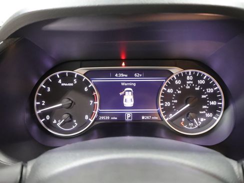 Used 2025 Nissan Sentra SV FWD image 38