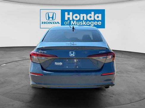 Used 2025 Honda Civic Sport image 6